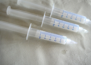 10 -12 Client Kit 3 Non Peroxide Syringes & 3 Sprays