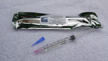 2 Syringes 20% Peroxide Syringe 3ml -No Dam Required New Formula